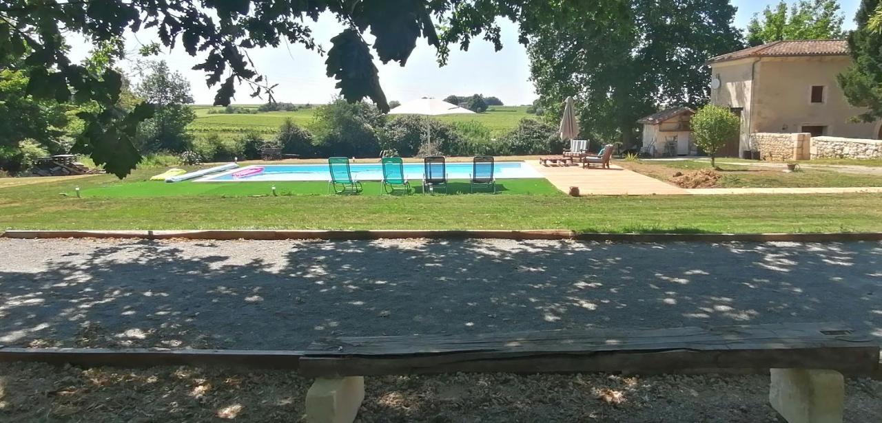 Guillac  Domaine De Gaia, Piscine, Petanque, Ping Pong, Proche Saint-Emilion Bed & Breakfast エクステリア 写真
