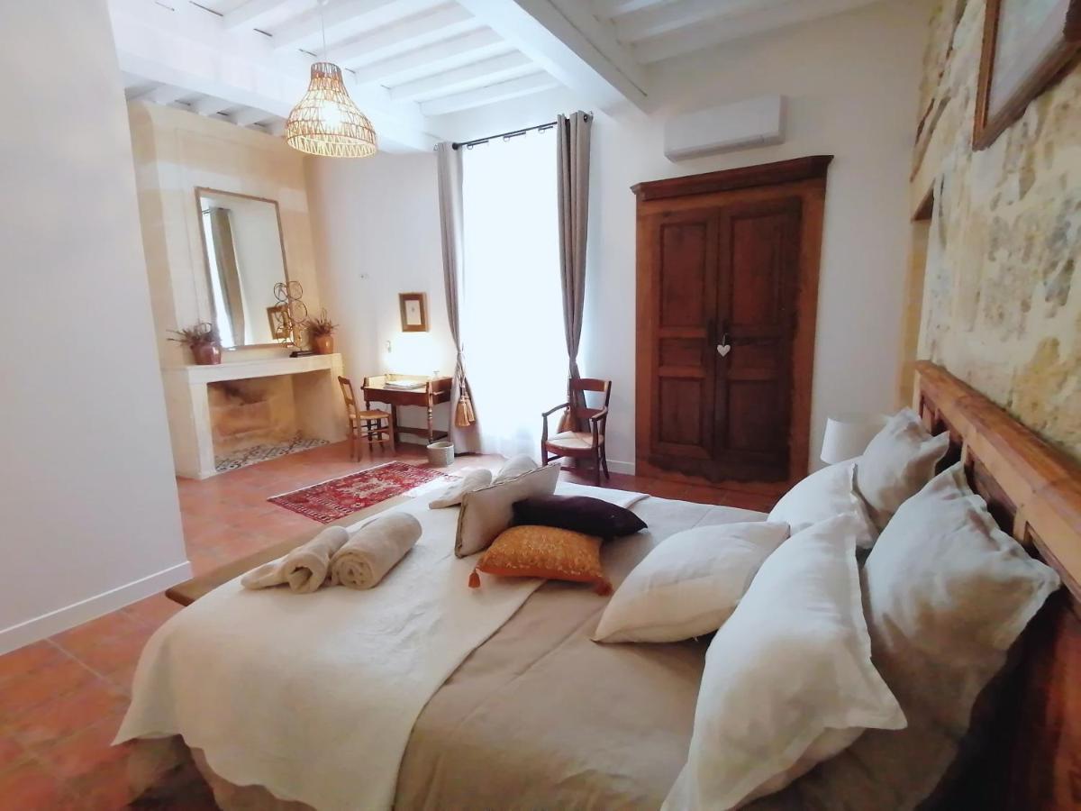 Guillac  Domaine De Gaia, Piscine, Petanque, Ping Pong, Proche Saint-Emilion Bed & Breakfast エクステリア 写真