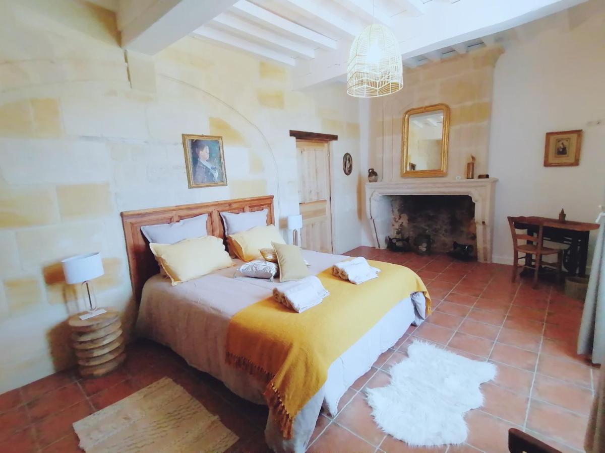 Guillac  Domaine De Gaia, Piscine, Petanque, Ping Pong, Proche Saint-Emilion Bed & Breakfast エクステリア 写真