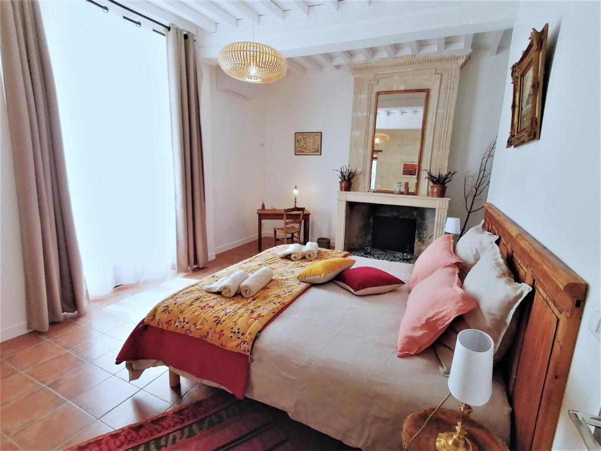 Guillac  Domaine De Gaia, Piscine, Petanque, Ping Pong, Proche Saint-Emilion Bed & Breakfast エクステリア 写真