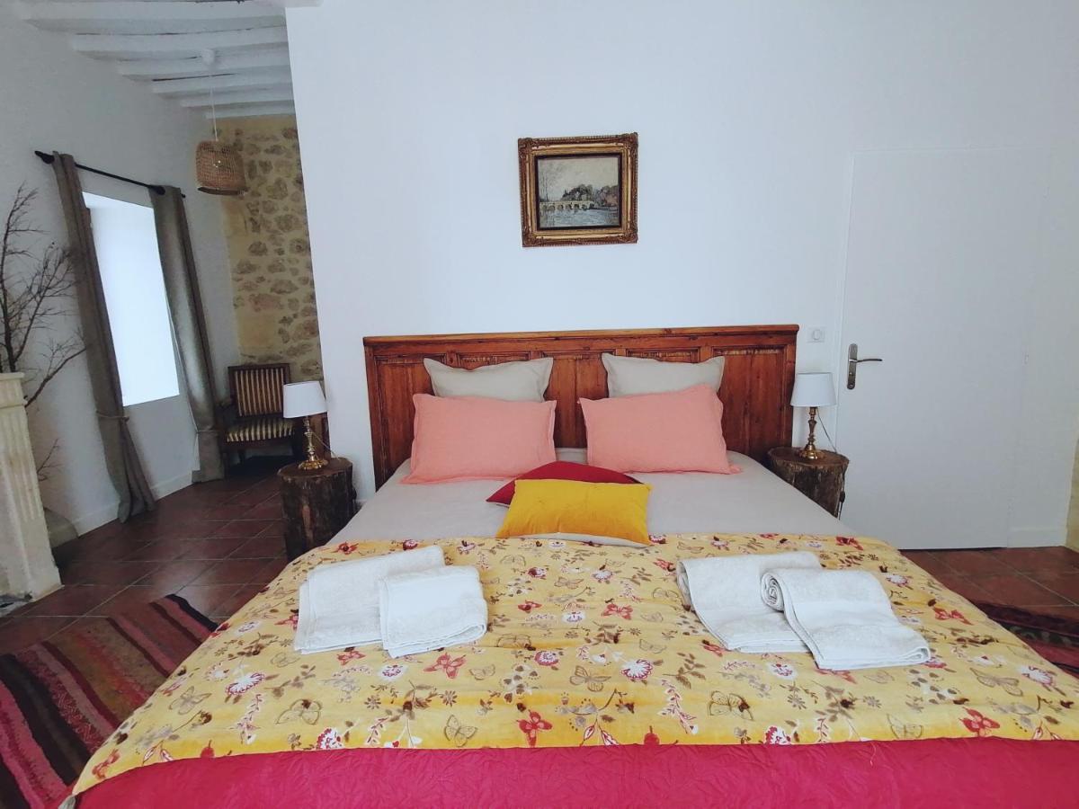 Guillac  Domaine De Gaia, Piscine, Petanque, Ping Pong, Proche Saint-Emilion Bed & Breakfast エクステリア 写真